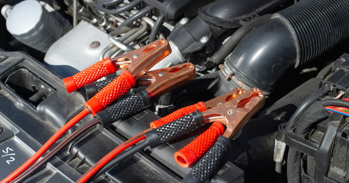 Paso de corriente profesional para batería descargada en Miami