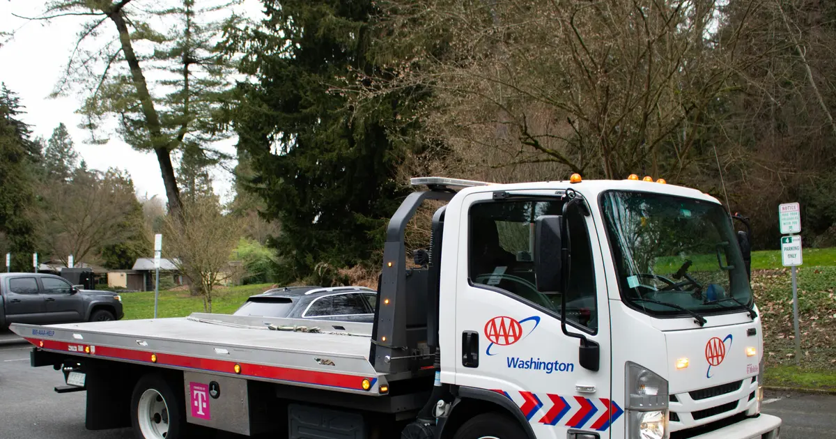 Servicio profesional de remolque de carros en Miami con grúa flatbed